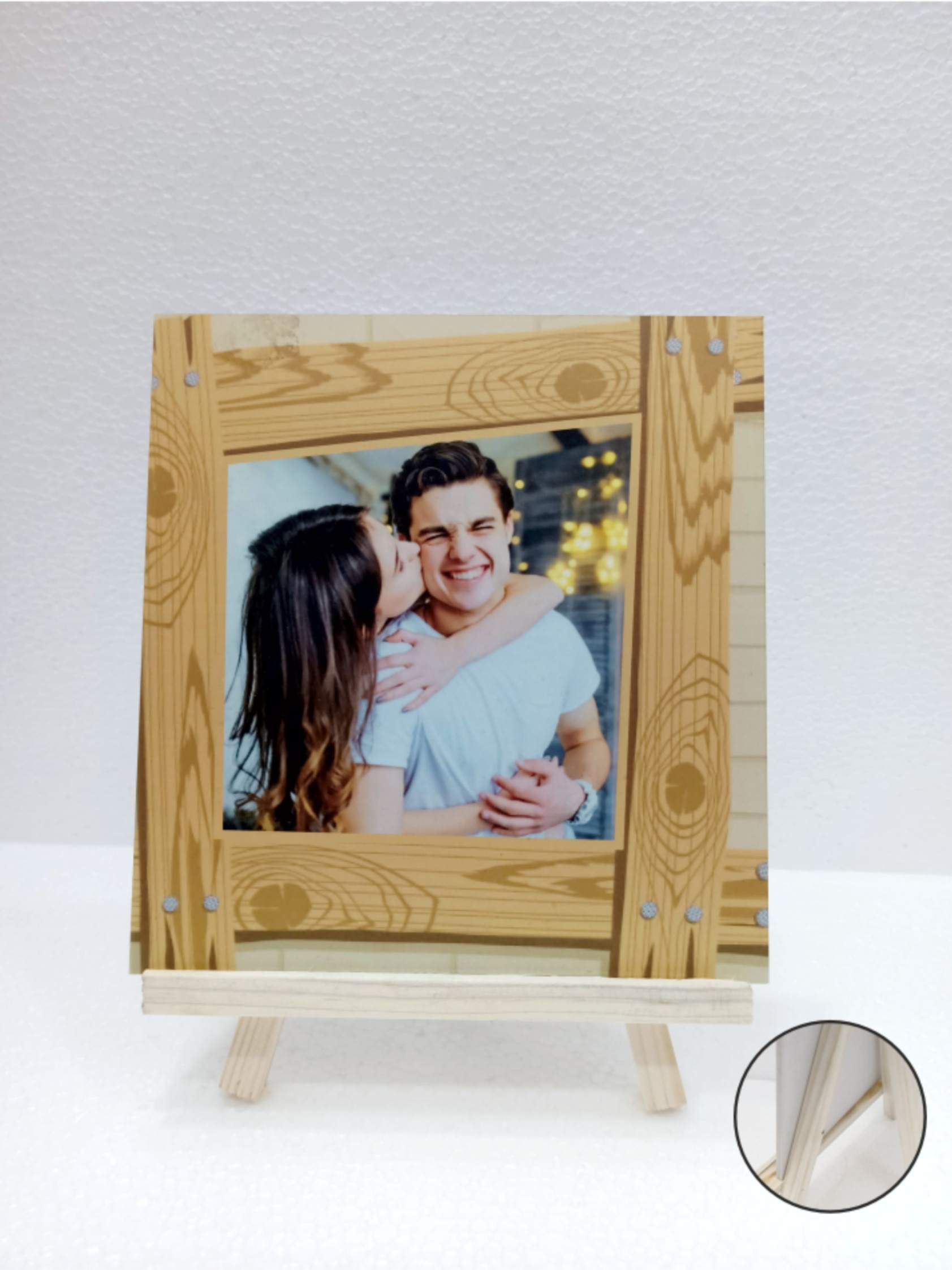 FR15 - Photo with Easel Stand (Size:8" x 8") - 3D / Matt