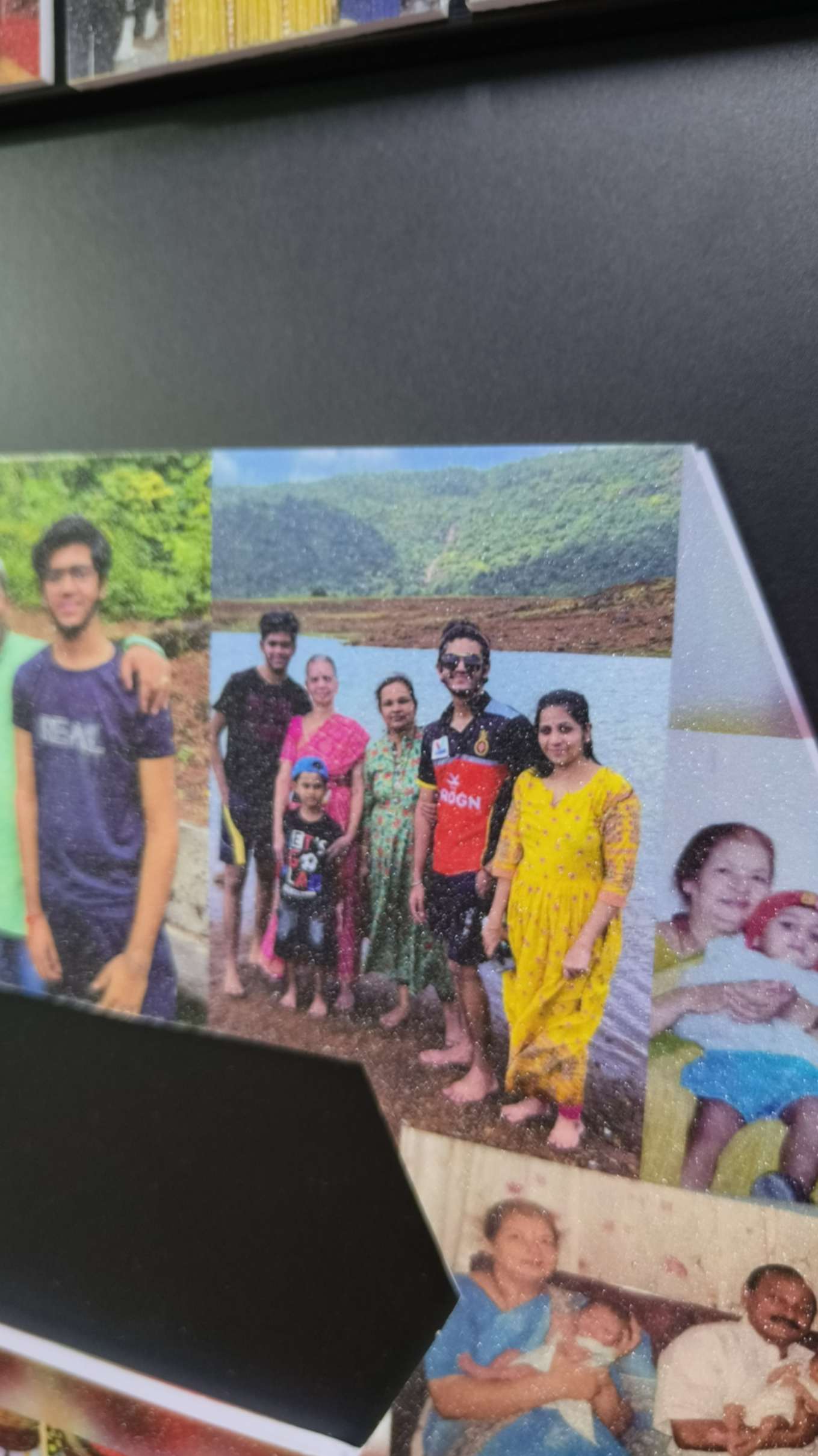 JFR34- Border Collage  Embossed Frame
