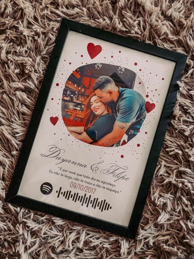 FR6 love Collage Frame  A4