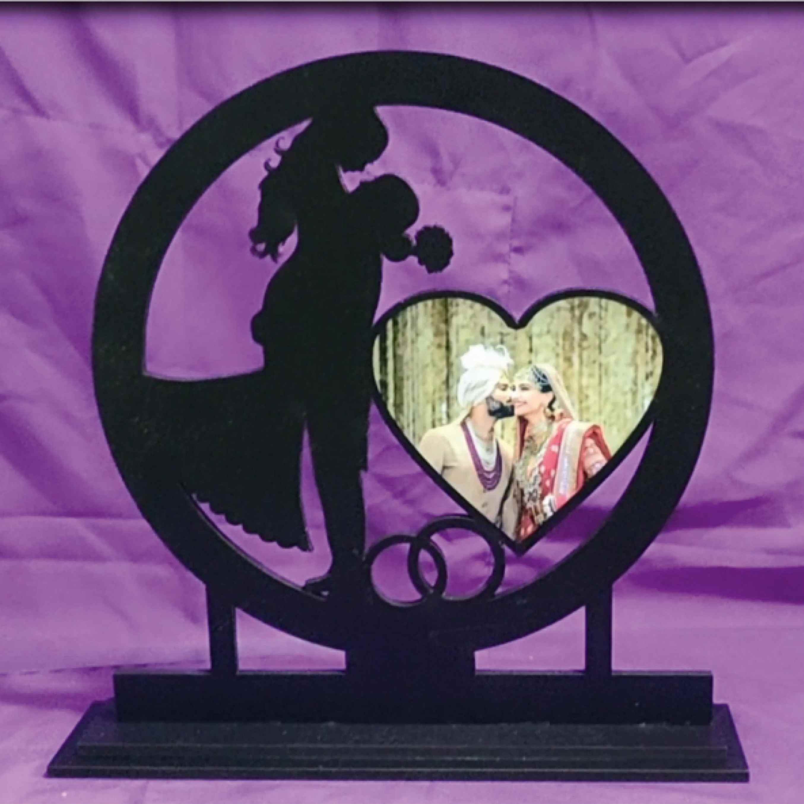 FR36 Cutout Photo Stand (Size: 10" x 12")