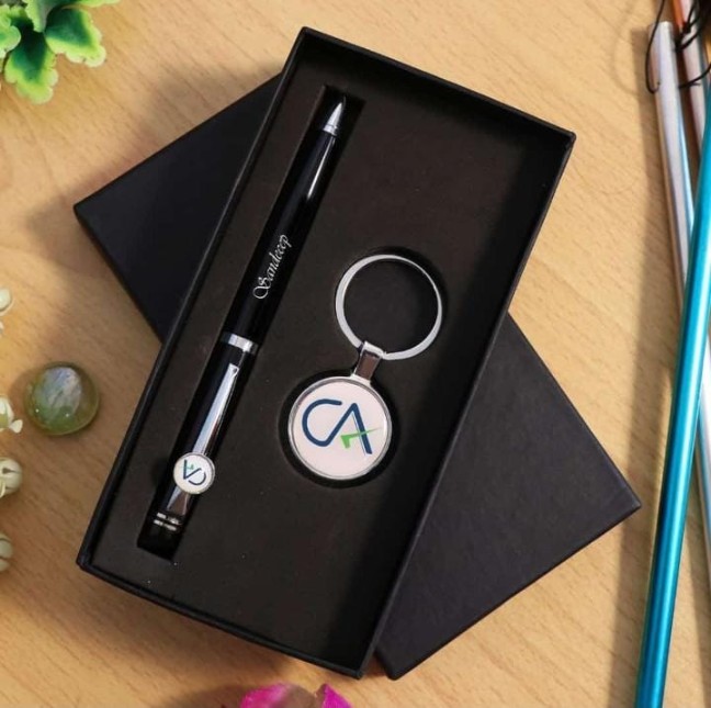 PK8 CA Pen Keychain Gift Set